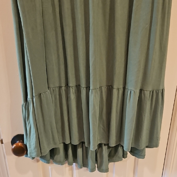 Torrid Green Sleeveless High-Low Midi Dress - Picture 2 of 10
